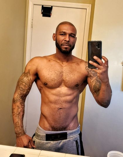 modelred-e OnlyFans picture