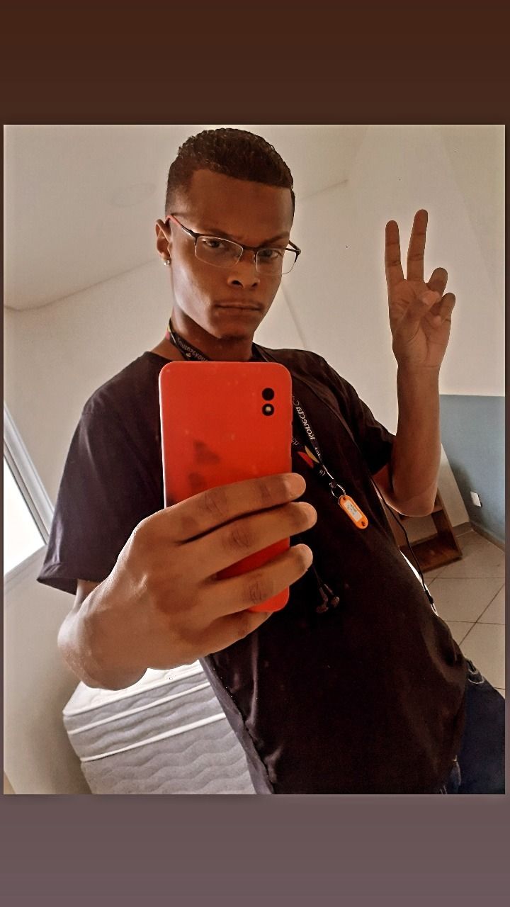 u220560825 OnlyFans profile picture
