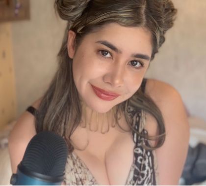 queenheliz OnlyFans picture