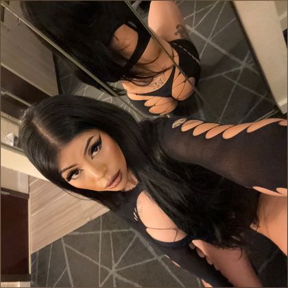 karinuuuuhv OnlyFans picture
