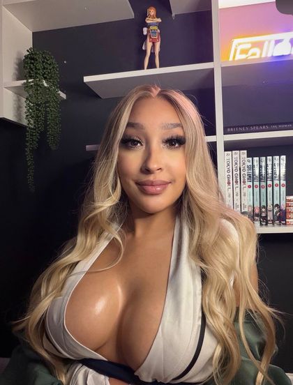 wewantvanessa OnlyFans picture
