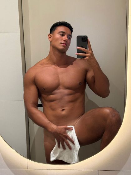 letsmakesecrets OnlyFans picture