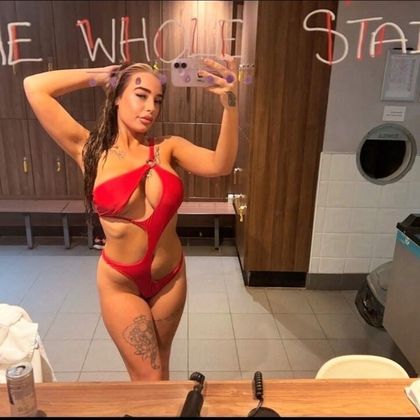 al22_x OnlyFans picture