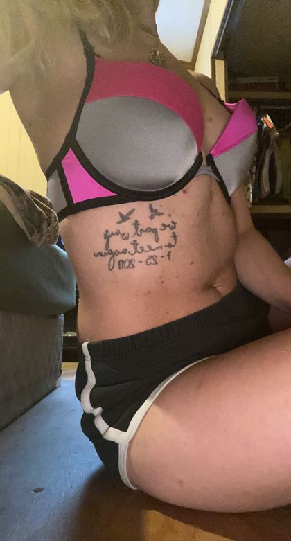 badblonde27 OnlyFans picture