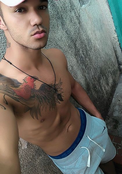 andrerodriguees OnlyFans picture