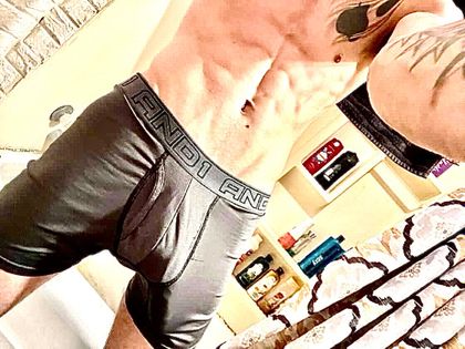 u50590573 OnlyFans picture