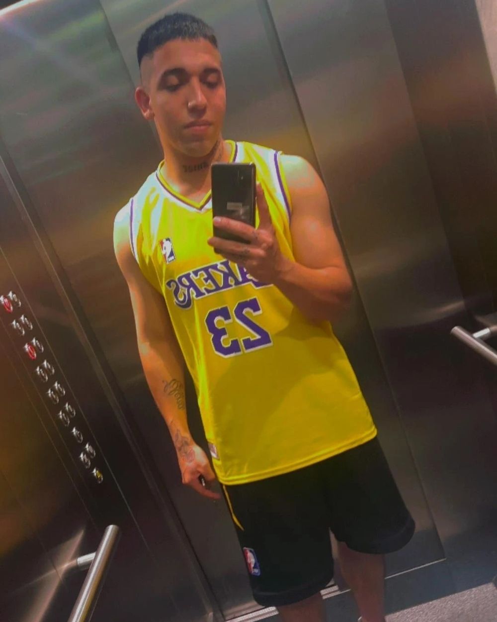nikbatt OnlyFans profile picture