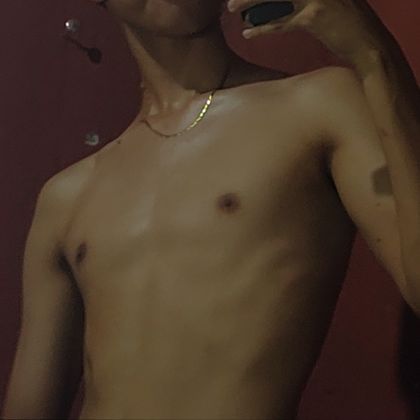 isaacitow OnlyFans picture