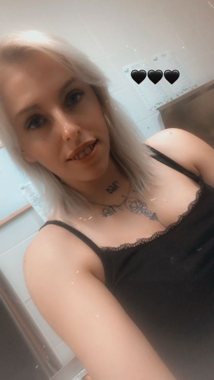nikaaaa24 OnlyFans picture
