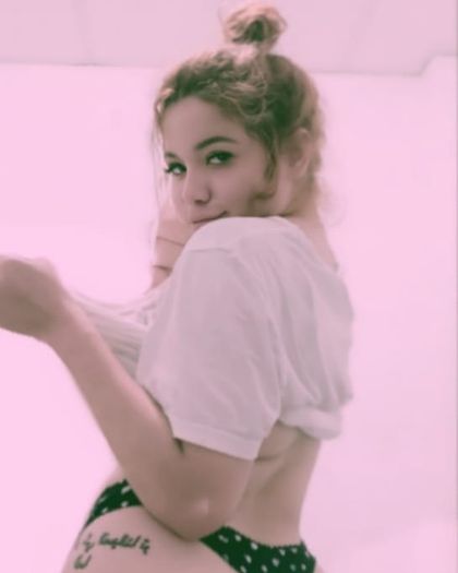 aricastro OnlyFans picture