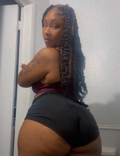 bigbootykeraa OnlyFans picture