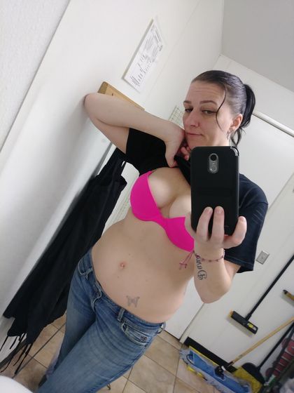 u31598559 OnlyFans picture