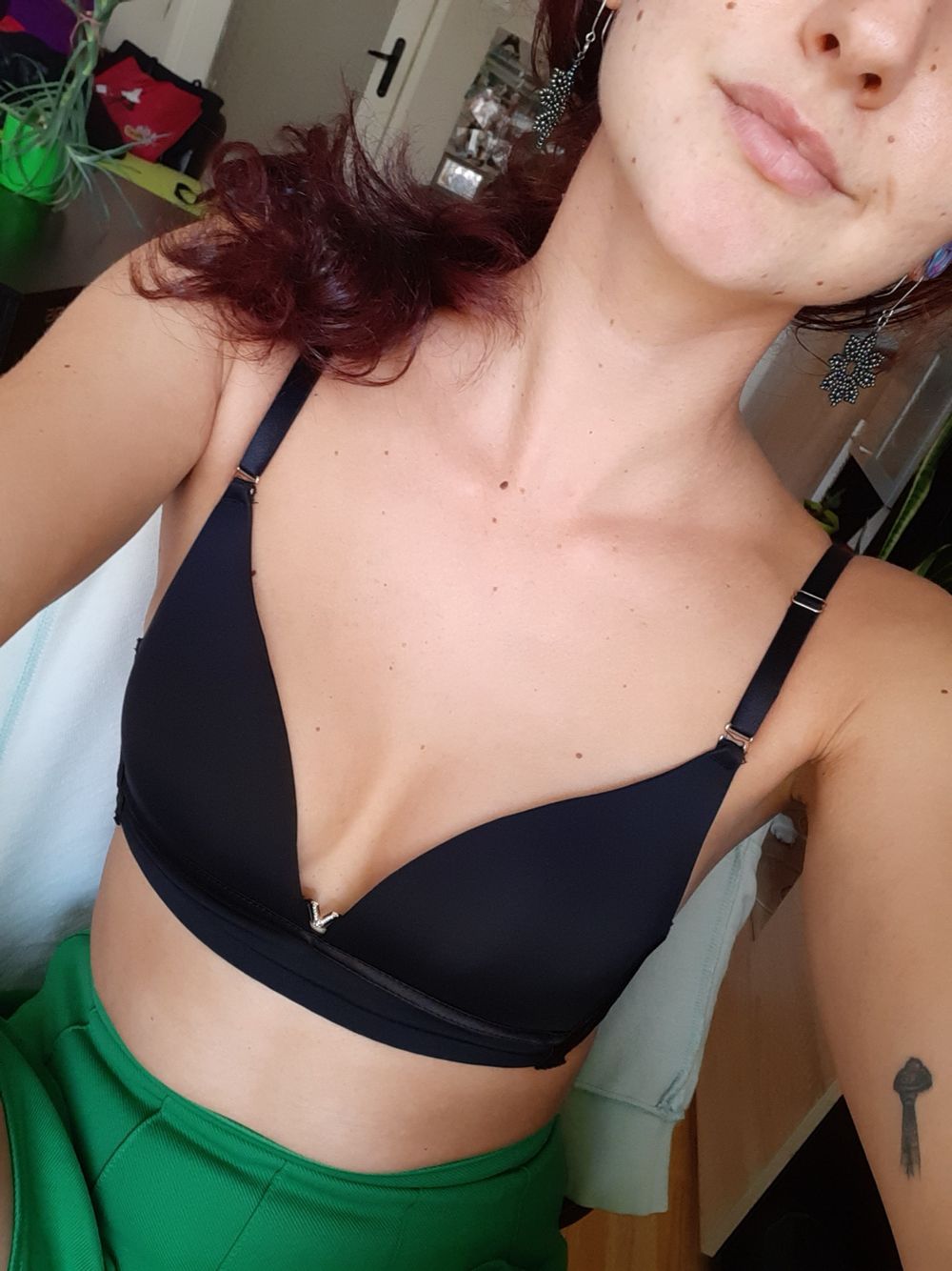nude.nia OnlyFans profile picture