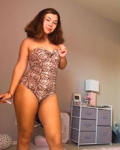 prettylatinamomma OnlyFans picture
