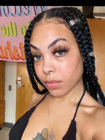 💋