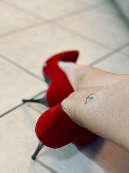shadesofheels OnlyFans picture