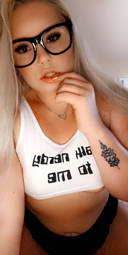 loriland1014 OnlyFans picture