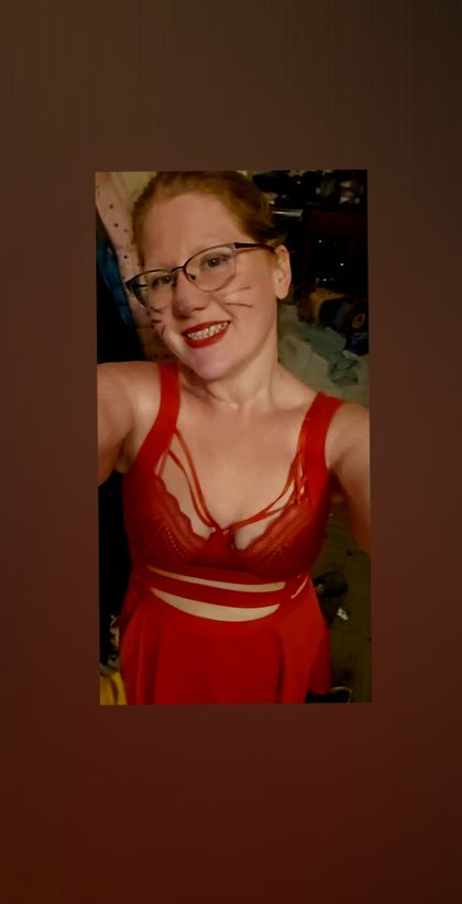 34569hotwife_ginger OnlyFans picture