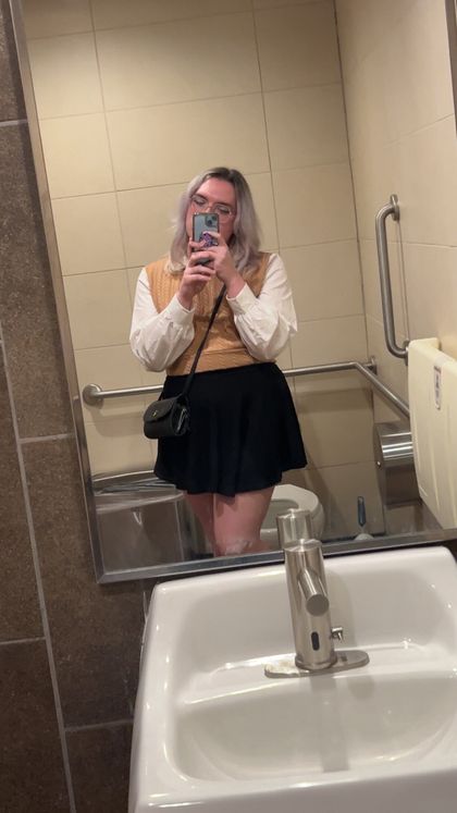 averyrealgirl OnlyFans picture