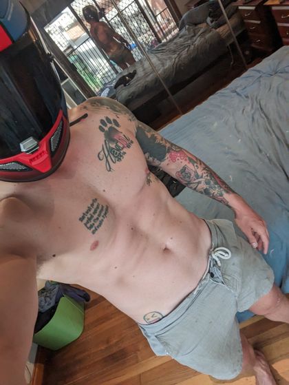 joshreynoldsinthehelmet OnlyFans picture