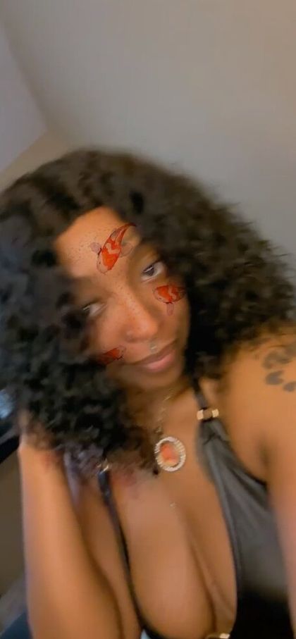 beautiful.llyric OnlyFans picture