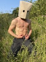 paperbagleo OnlyFans - Free Trial - Photos - Socials | FansMetrics.com