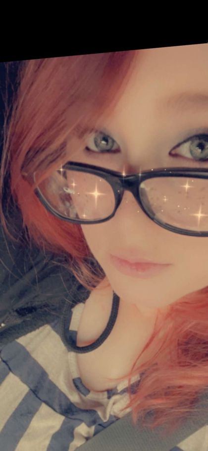 daddys_lil_girl2 OnlyFans picture