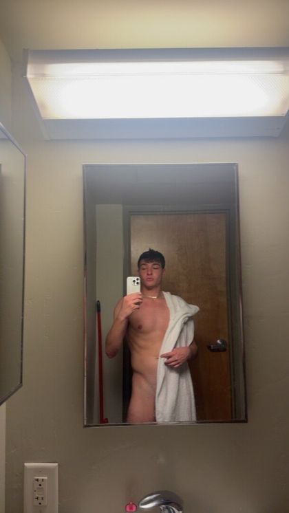 prettyboy13 OnlyFans picture