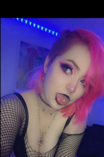 roxxi-moron OnlyFans picture