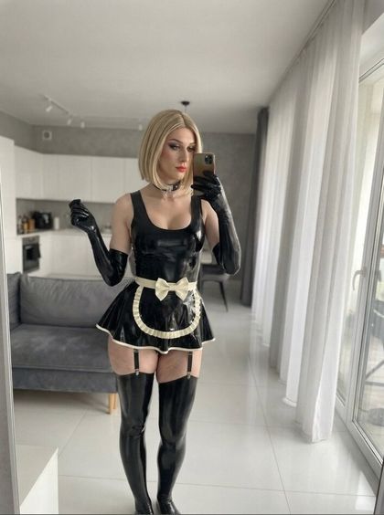 latex_alina OnlyFans picture