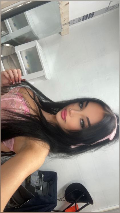 ashleyybenzz OnlyFans picture
