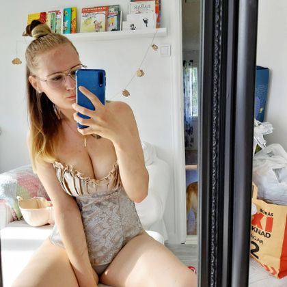 u210530603 OnlyFans picture