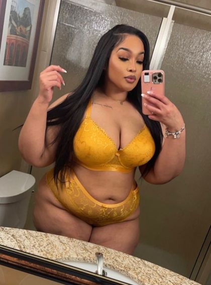 peachszn OnlyFans picture