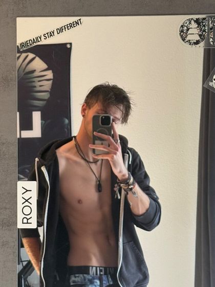 s.godlike OnlyFans picture
