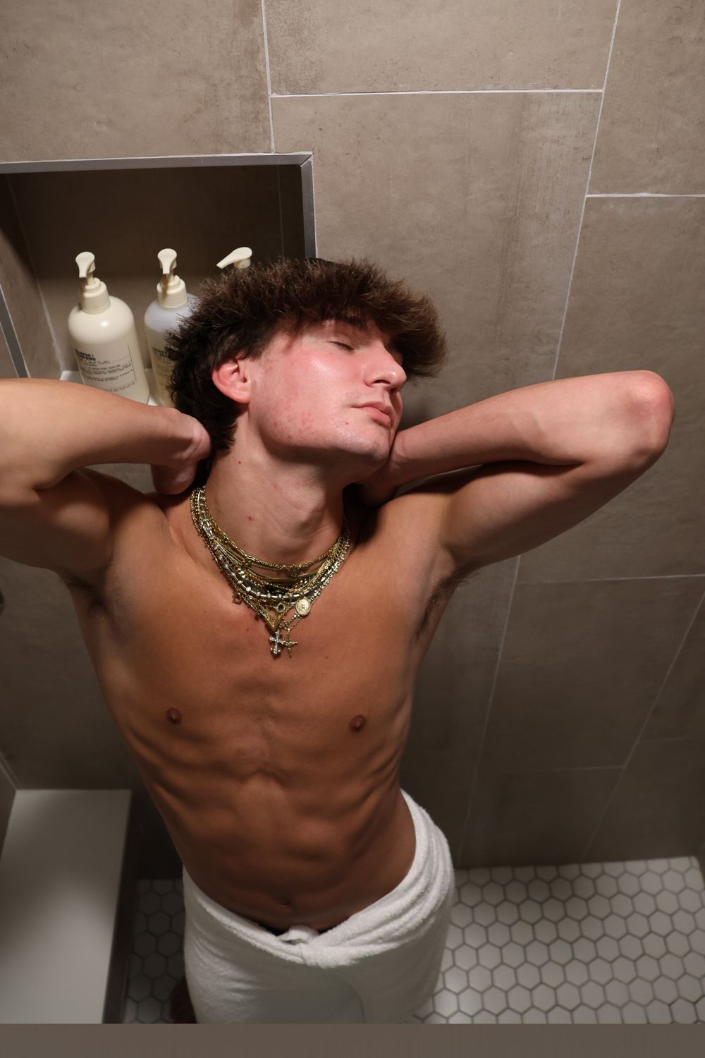 brunetteboyasherfree OnlyFans profile picture