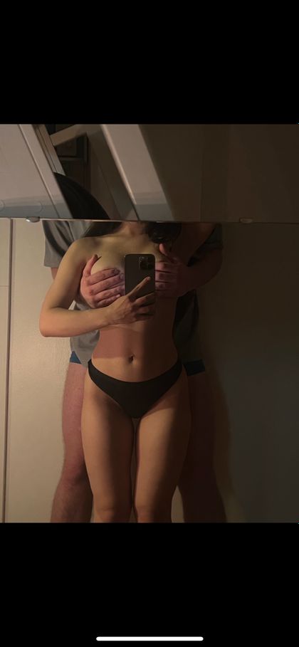 themilleerssfree OnlyFans picture