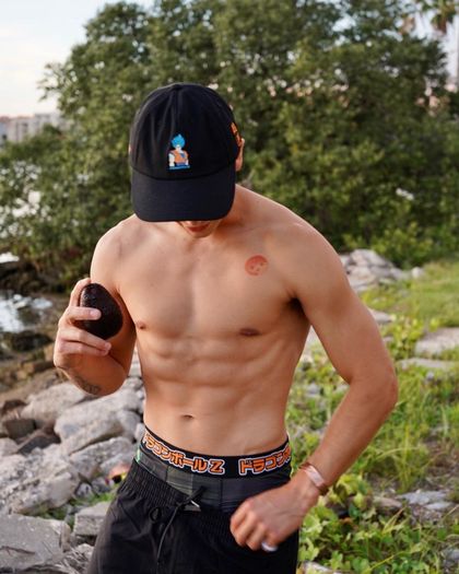 sunnyeatsplants OnlyFans picture