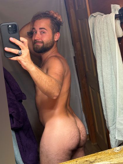 chickendudesxxx OnlyFans picture