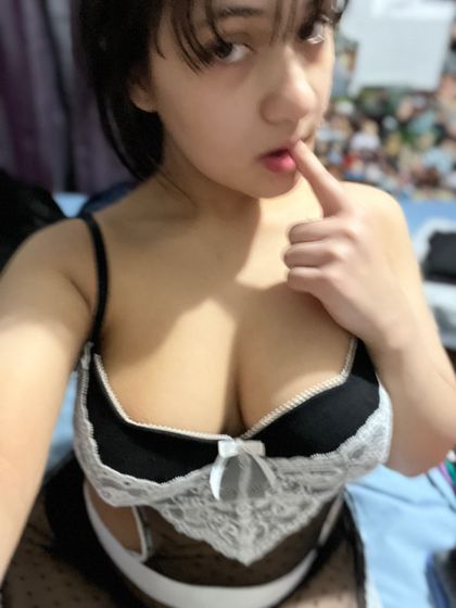 liyasofinee OnlyFans picture