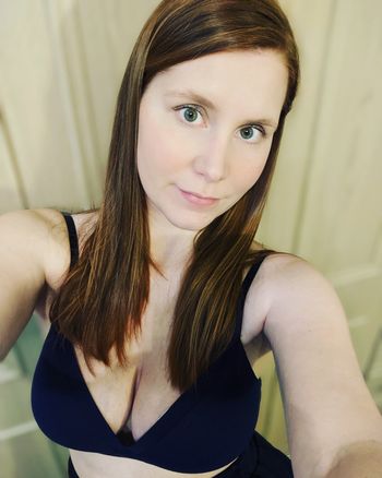 hollyrose2021 OnlyFans - Free Trial - Photos - Socials | FansMetrics.com