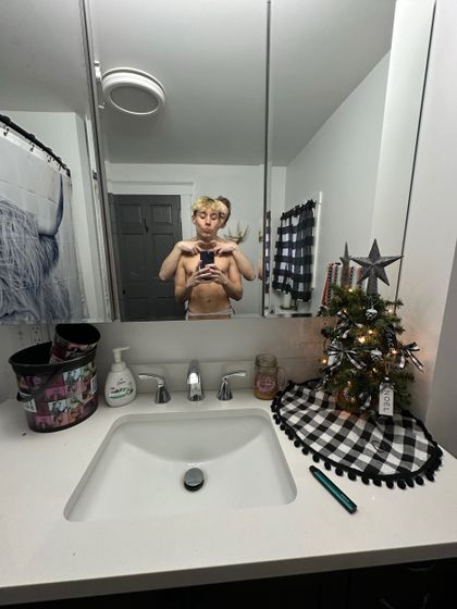 tommykim OnlyFans picture