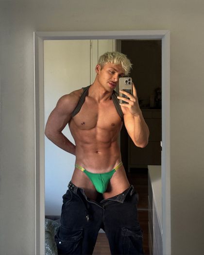 jonahyo OnlyFans picture