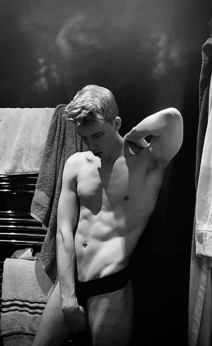 alexandertwk OnlyFans picture