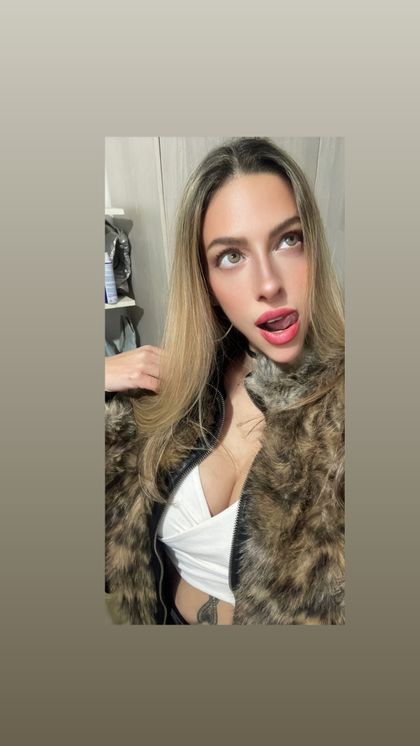 larilatinlove OnlyFans picture