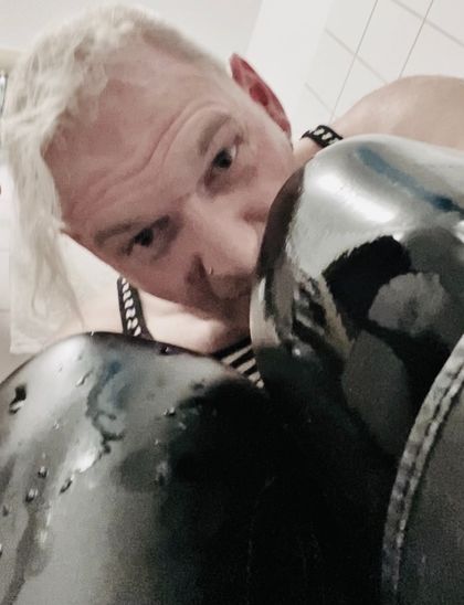 knechtinruprecht OnlyFans picture