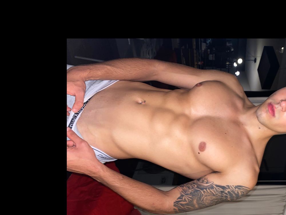 tthegoldenboyy OnlyFans profile picture