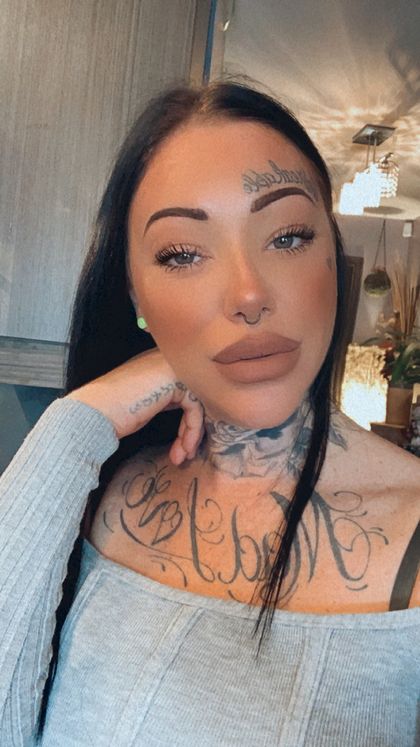 badmileena OnlyFans picture