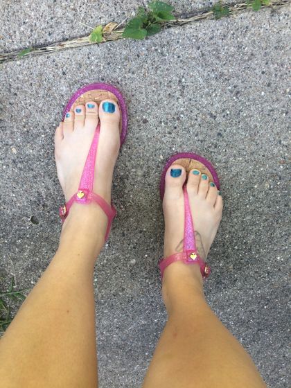 adventurouslilfeet OnlyFans picture
