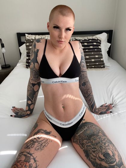 KeighlaNight FREE DICK RATING WITH SUB! - Keighlanight1 OnlyFans Leaked