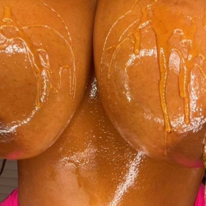 buffetofbadbitches OnlyFans picture